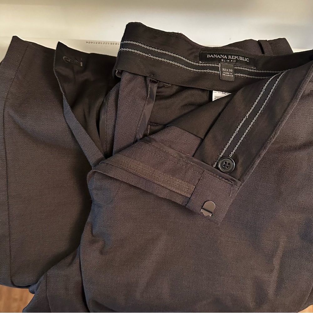 Banana Republic Dress Pant - Mens sz 32/32 slim fit - charcoal gray